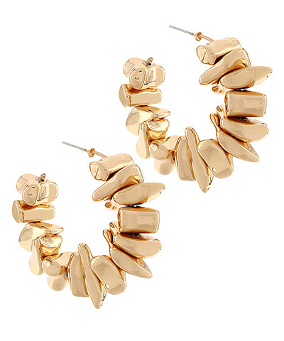 Tamara Geometric Chip Shape Metal Hoops — Gold