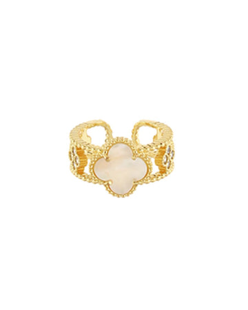 Pearl Clover Ring