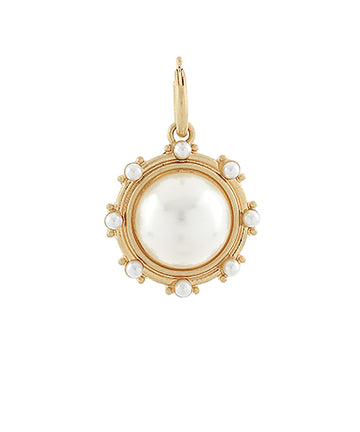 Zephyrine Dome Pearl Charm — Cream/Gold